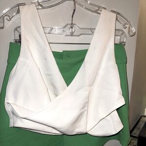 BCBG New York White Cross Front Crop Top
Deep V Back Tank M Medium